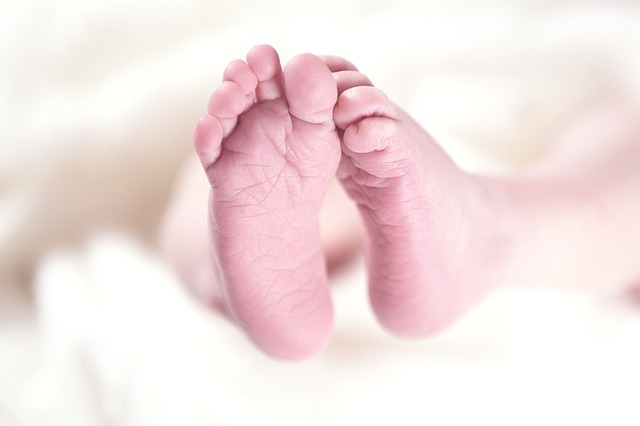 Rumah Sakit Beri Pelatihan Merawat Bayi Prematur