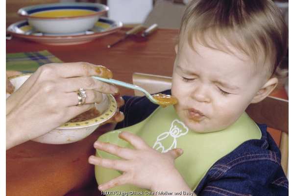10 Tips Mengatasi Anak Balita Susah Makan