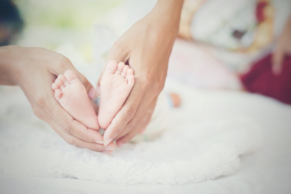 Kisah Pilu Bayi Debora