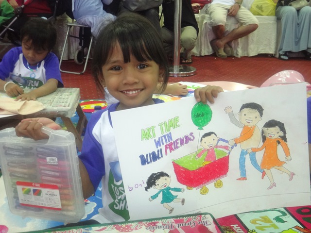 Bertabur Hadiah di M&B Fair 2014