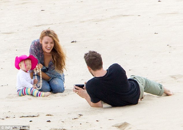 Blake Lively Kembali Langsing Pasca Melahirkan