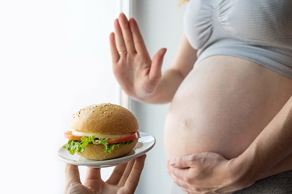 jenis makanan dihindari ibu hamil