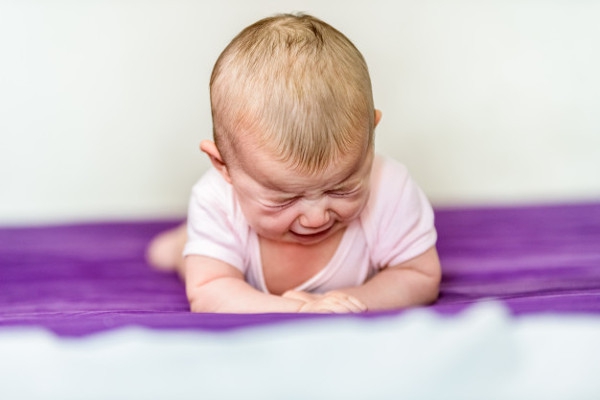 5 Cara Ampuh Mengatasi Batuk pada Bayi