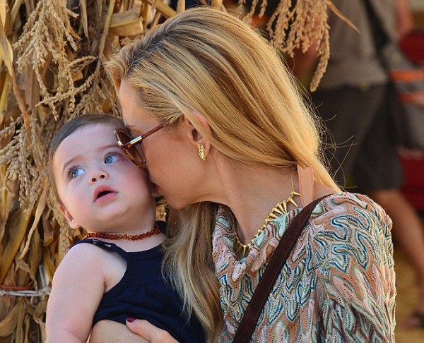 Rachel Zoe Bersiap Merayakan Halloween