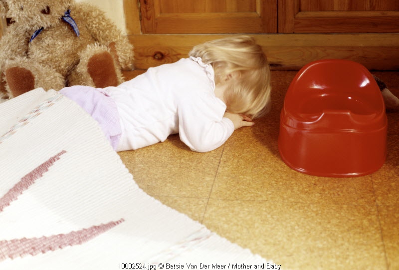 3 Tips Menenangkan Diri saat Si Kecil Tantrum