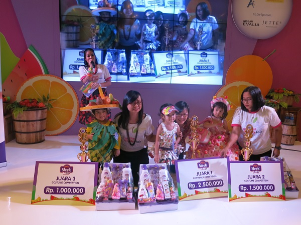 Pesta Kostum di M&B Fair Bandung Hari Ke-3