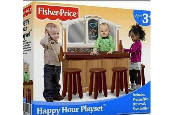 Wah, Miniatur Bar Jadi Mainan Anak?