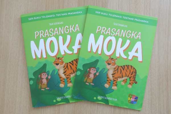 Menjauhkan Prasangka dari Pikiran Si Kecil