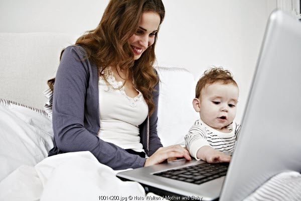 Wanita Semakin Gemar Belanja via Online