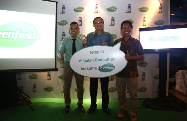 Bugar Berpuasa Ramadhan dengan Olahraga dan Minum Susu 