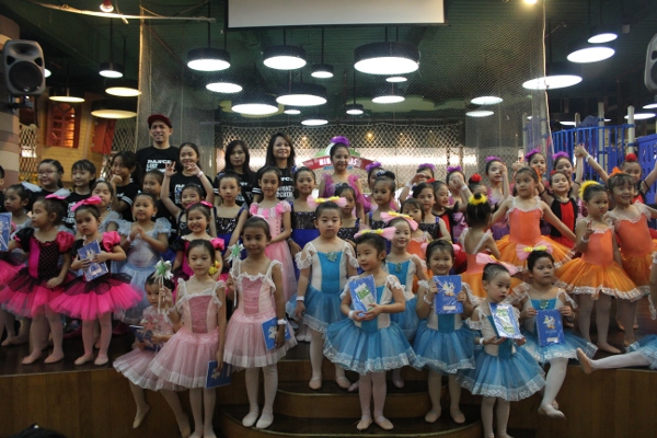 Miniapolis Mengajarkan Anak Berbagi 