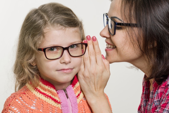 Tips Mengajarkan Anak Menjadi Pendengar Yang Baik