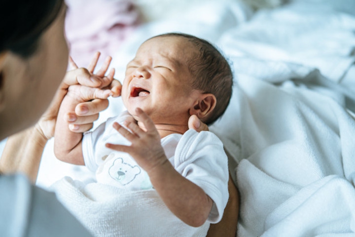 Bayi Terkena Sawan Bukan Perkara Mistis Ini Penjelasan Medisnya