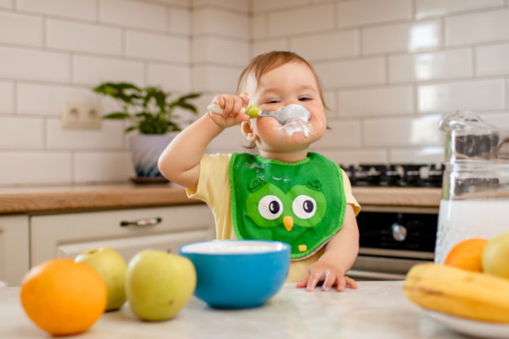 5 Nutrisi Penting yang Dibutuhkan Bayi Setelah Usia 6 Bulan