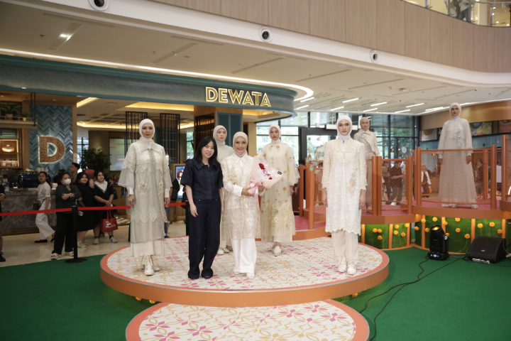 Her Modest 2026 Her World