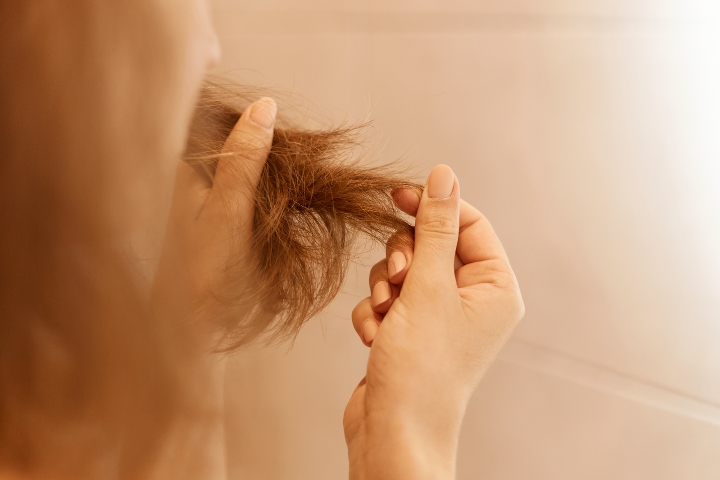 Rambut Rusak, Ini Penyebab dan Cara Mengatasinya