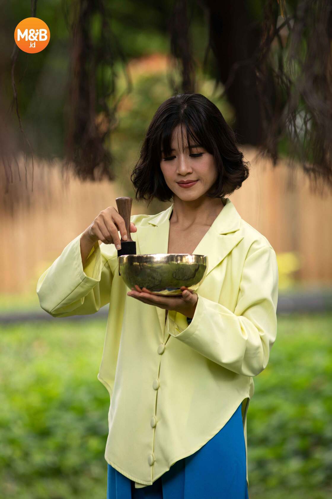 Adeline Windy - Singing Bowl Indonesia