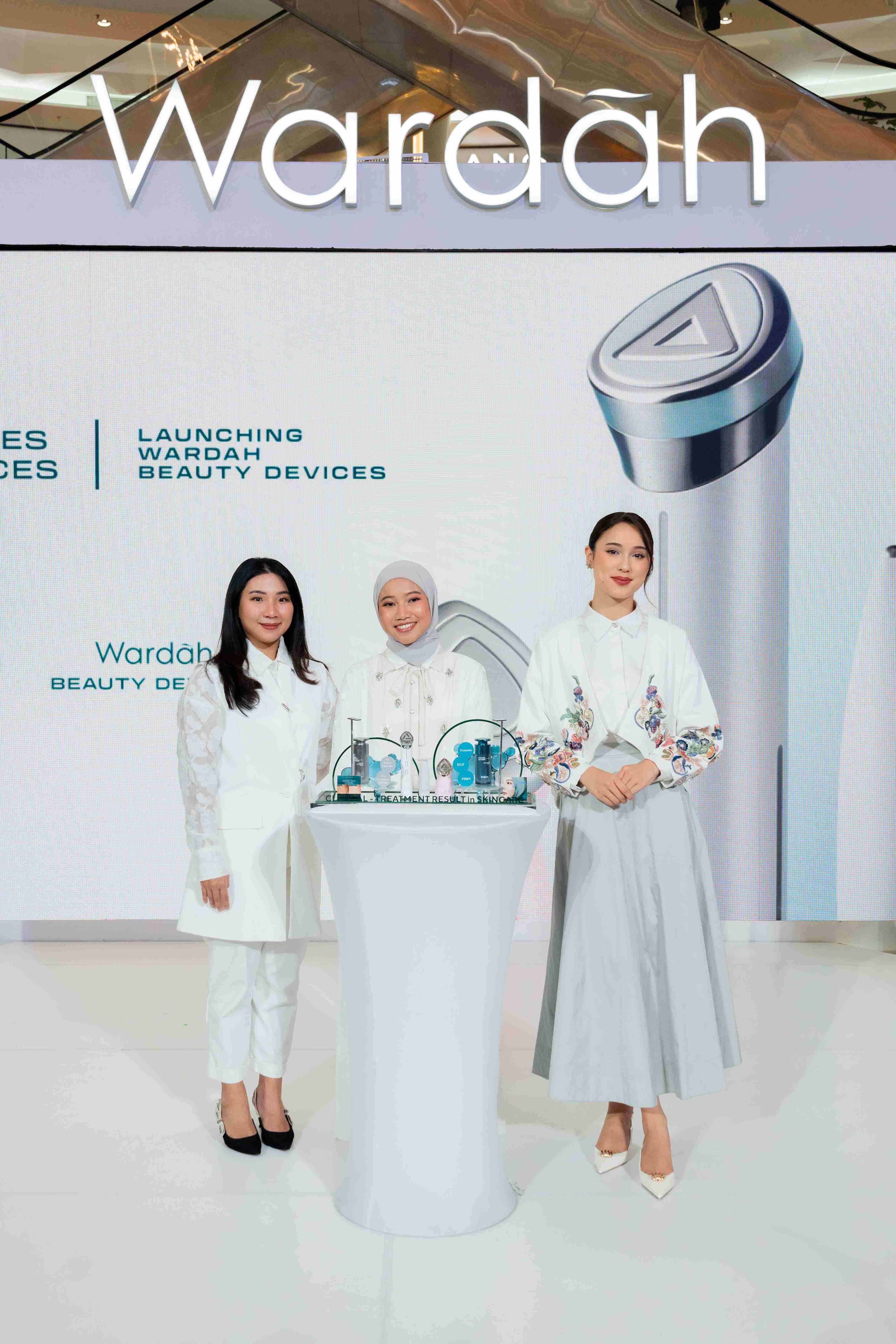 Wardah Perkenalkan Sistem Perawatan Clinic Like Result Pertama di Indonesia