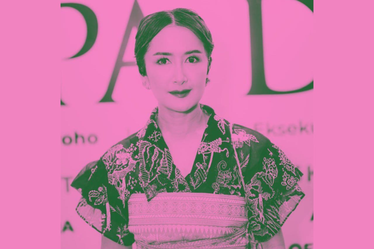 Deretan Artis Wanita yang Ganti Foto Profil Brave Pink Hero Green