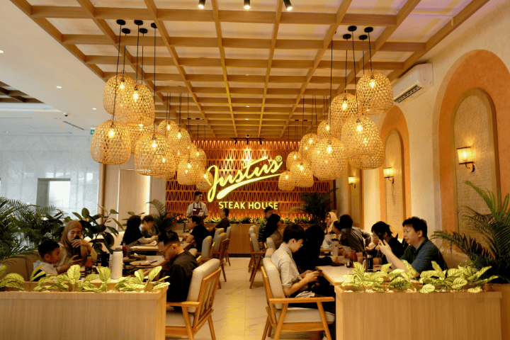 Justus Steakhouse Buka Cabang ke-16 di Lebak Bulus, Lengkap dengan Promo Seru!