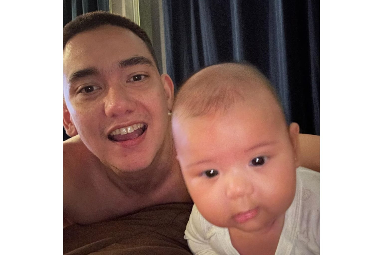 Adipati Dolken selfie bareng anak