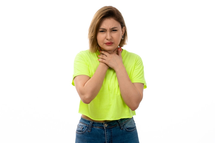 Ini Cara Menghilangkan Duri Ikan di Tenggorokan