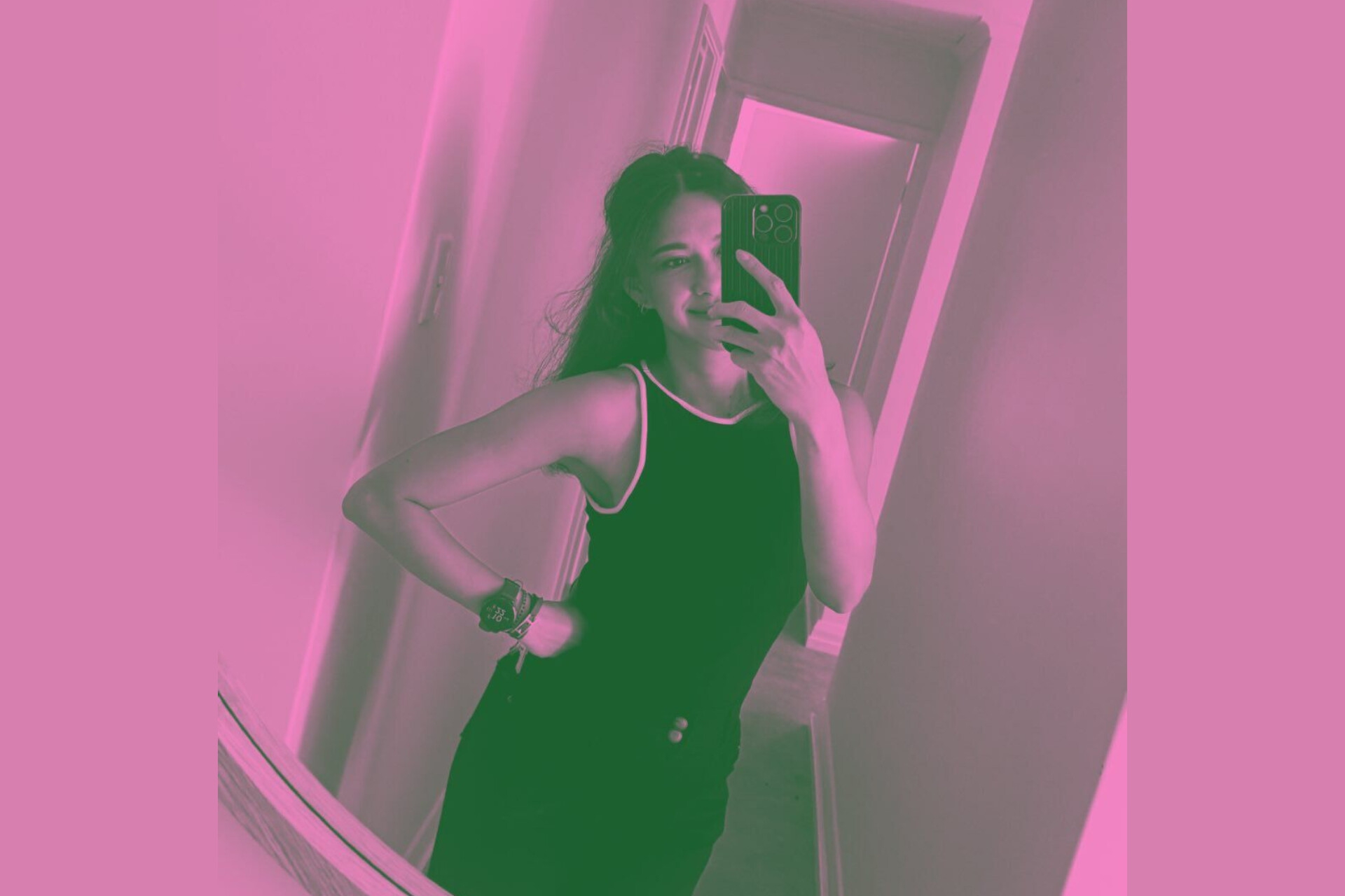 Deretan Artis Wanita yang Ganti Foto Profil Brave Pink Hero Green