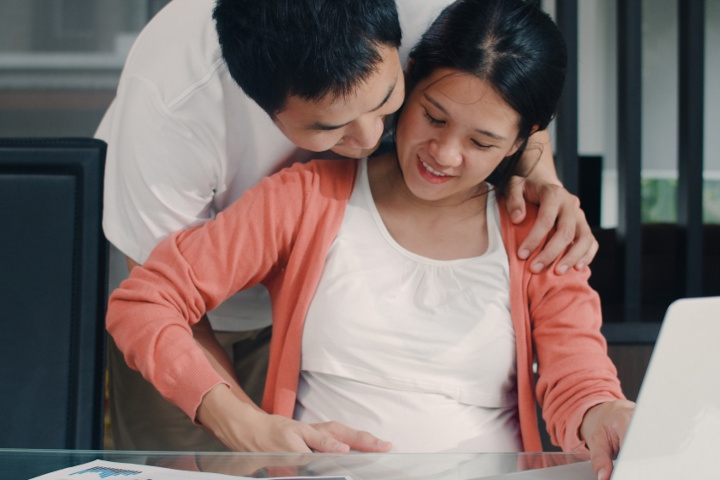 Kenali Ciri-Ciri Anda Akan Melahirkan dalam 2 Minggu Lagi