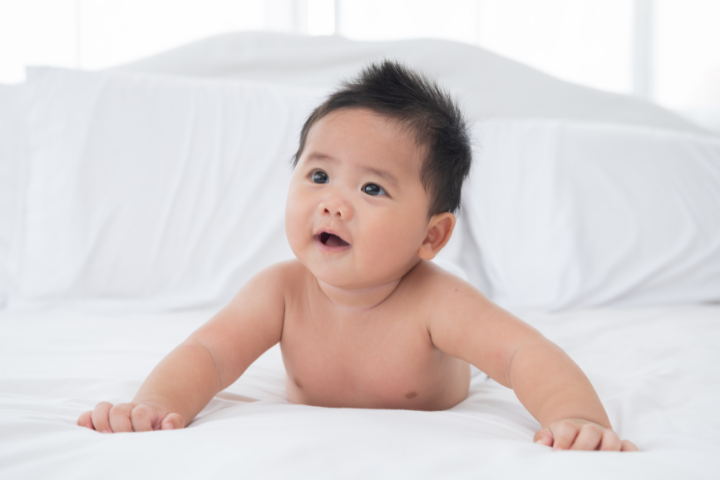 Tanda Bayi Tumbuh Gigi yang Perlu Moms Ketahui