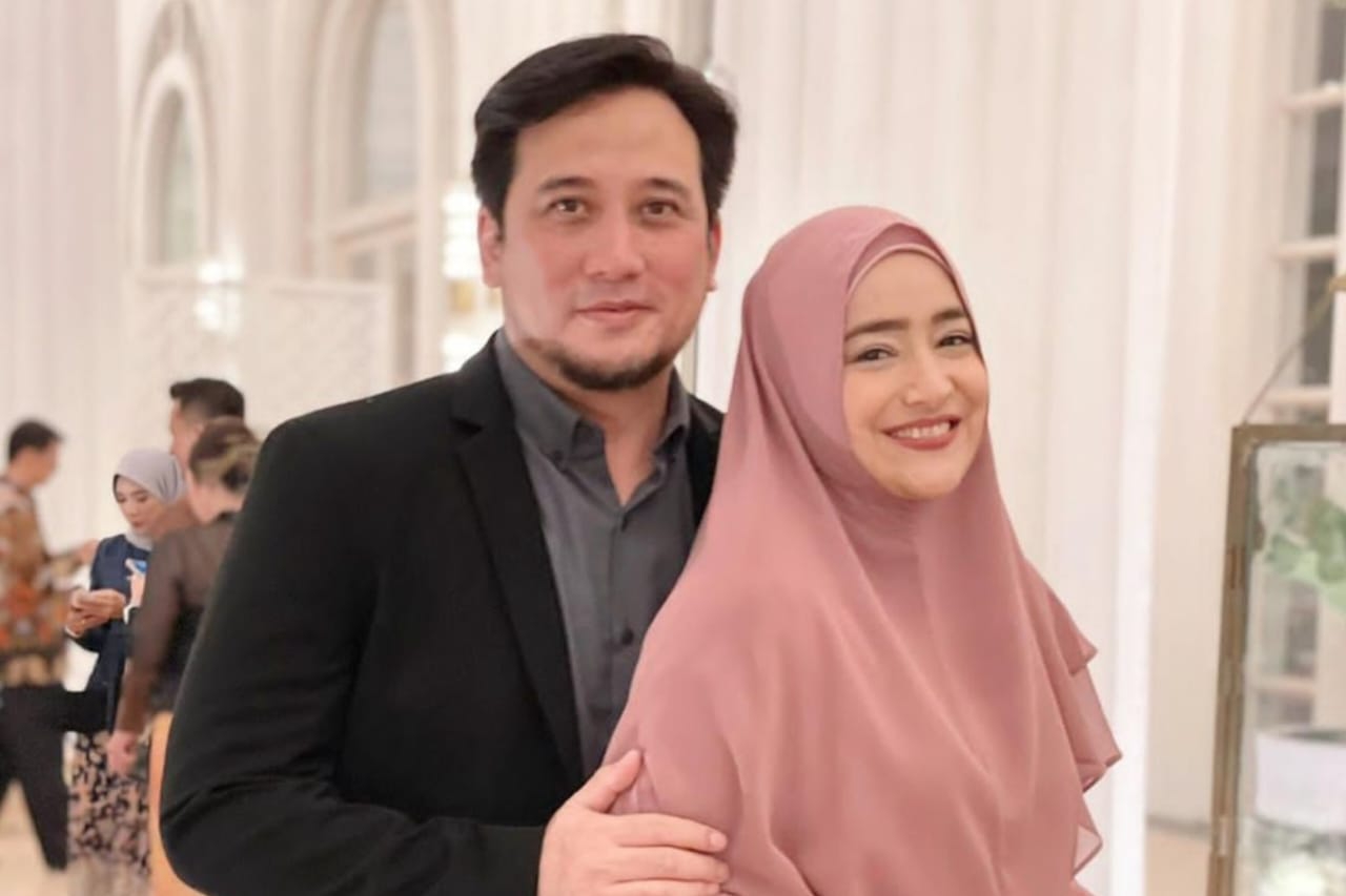 Demi Anak, Ini Cerita Cindy Fatikasari Dan Tengku Firmansyah Mantap ...