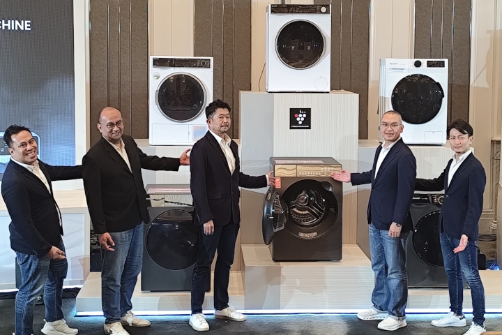 Untuk Pengalaman Mencuci Lebih Baik, Sharp Luncurkan Mesin Cuci Front Loading Canggih