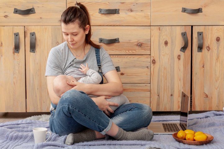 10 Makanan untuk Ibu Menyusui agar Bayi Cerdas dan Gemuk