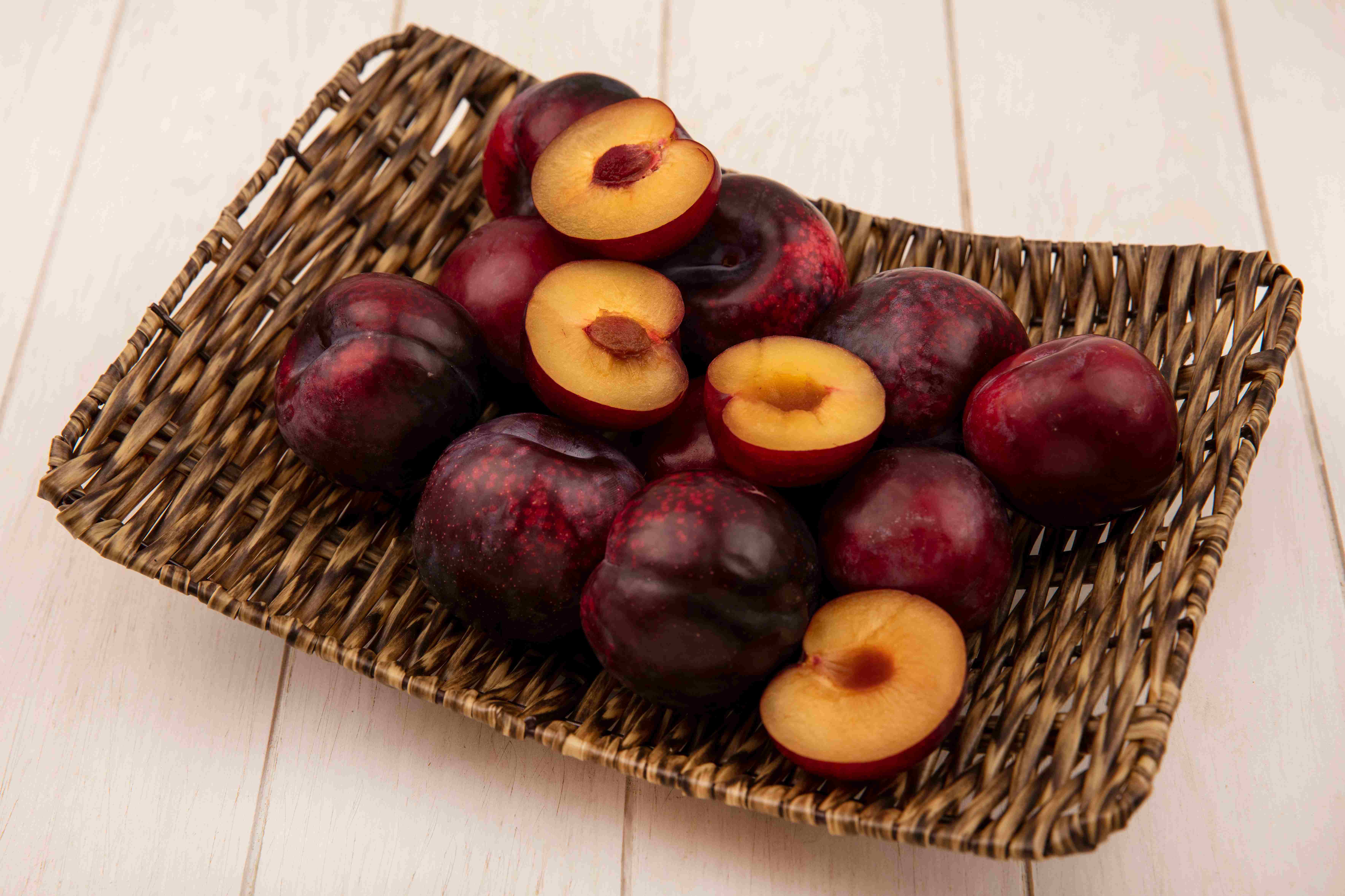 Manfaat Buah Plum untuk Ibu Hamil dan Janin