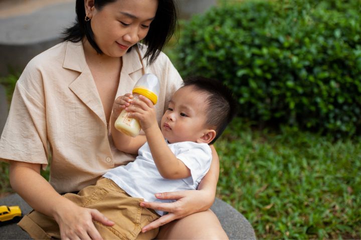 Perlukah Anak Minum Susu Formula? Cari Jawabannya di Sini!