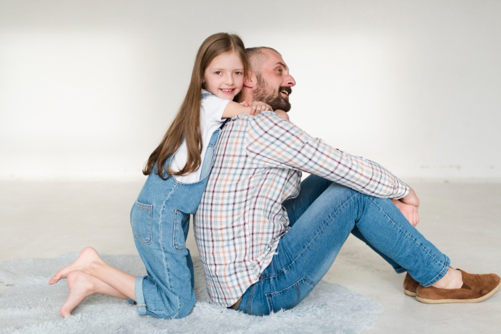50 Kata-Kata Ayah untuk Anak Perempuan yang Menyentuh Hati