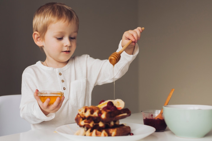 Rekomendasi Madu untuk Bantu Menjaga Kesehatan Anak