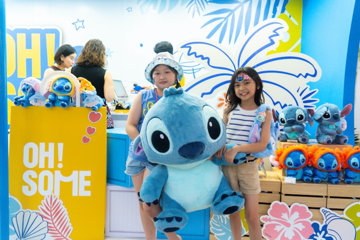 Ada Beragam Karakter Stitch, OH!SOME Gelar Pop-Up Store Stitch Summer Invasion di PIK 2