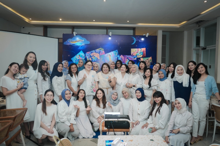 Kampanye "Treat You Right" Ajak Moms Pulihkan Kepercayaan Diri Pasca-Melahirkan Caesar