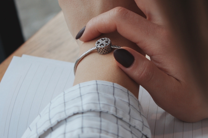 Cara Membersihkan Perhiasan Perak di Rumah dengan Mudah dan Efektif