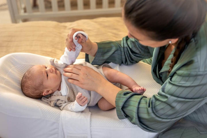 Tips untuk Orang Tua Baru, Ini Cara Stimulasi Bayi Baru Lahir