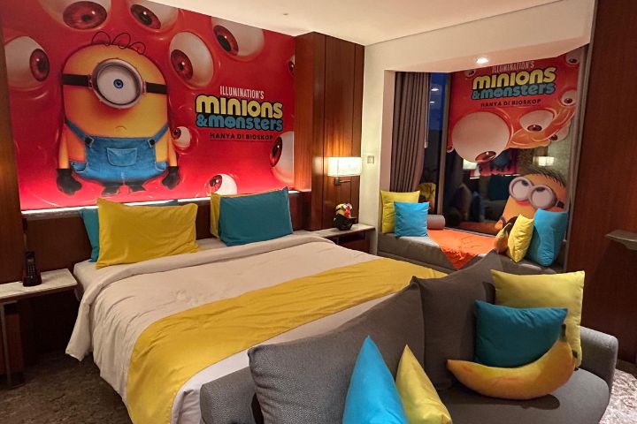 Minions & Monsters in Town, Staycation Seru di Tengah Kota Jakarta
