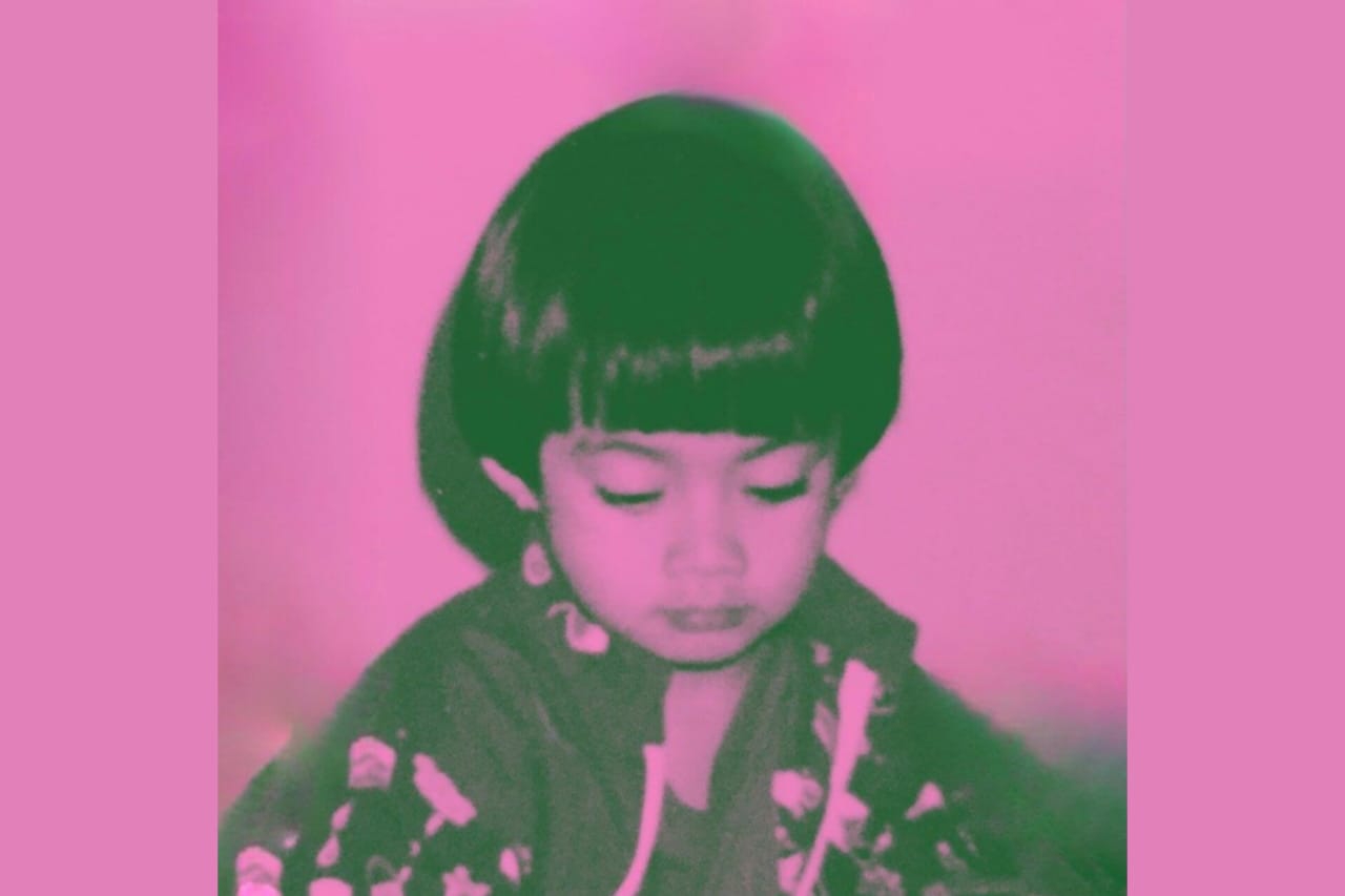 Deretan Artis Wanita yang Ganti Foto Profil Brave Pink Hero Green