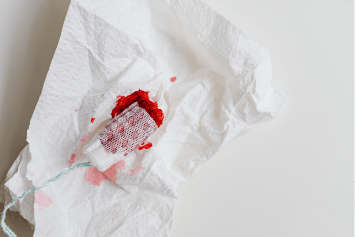 Penyebab Tiba-Tiba Keluar Darah saat Berhubungan Tapi Tidak Sakit