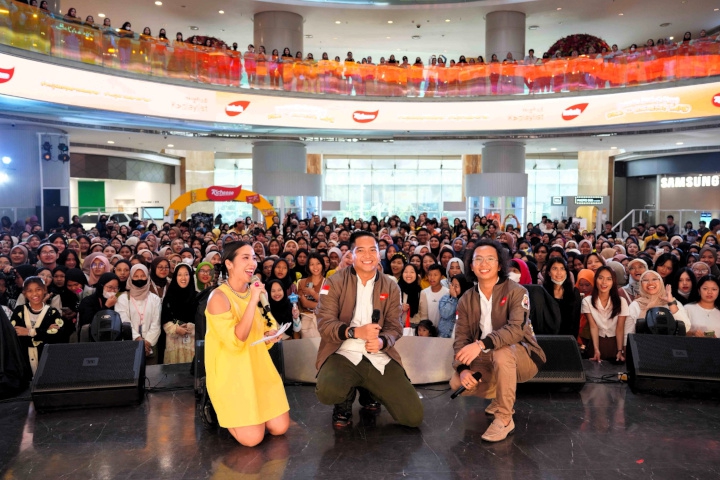 Nabati Perkenalkan Grup K-Pop RIIZE sebagai brand ambassador Nabati Richeese