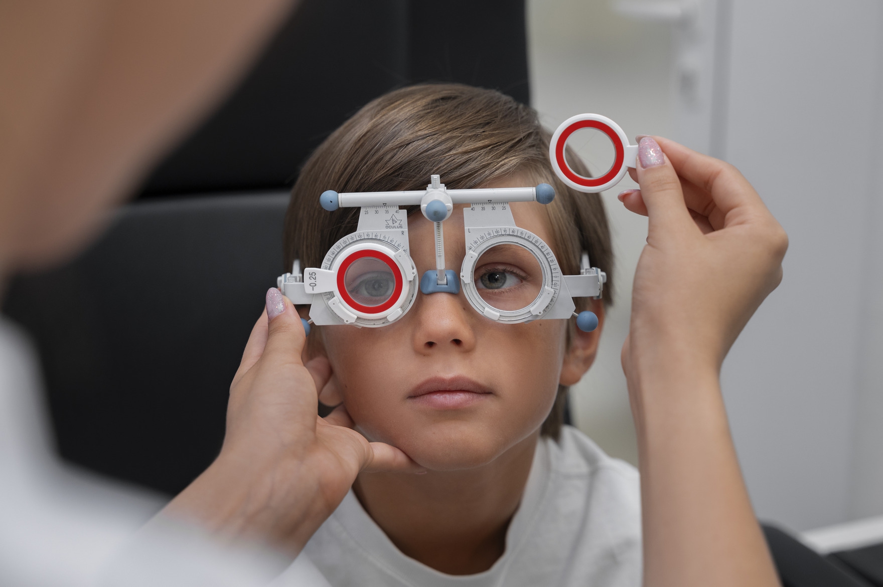 Apakah Mata Minus pada Anak Bisa Sembuh? Ini Penjelasan dari Ophthalmologist