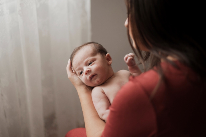 Mimpi Punya Anak tapi Belum Menikah, Ini Pertanda, Tafsir, dan Makna Psikologis