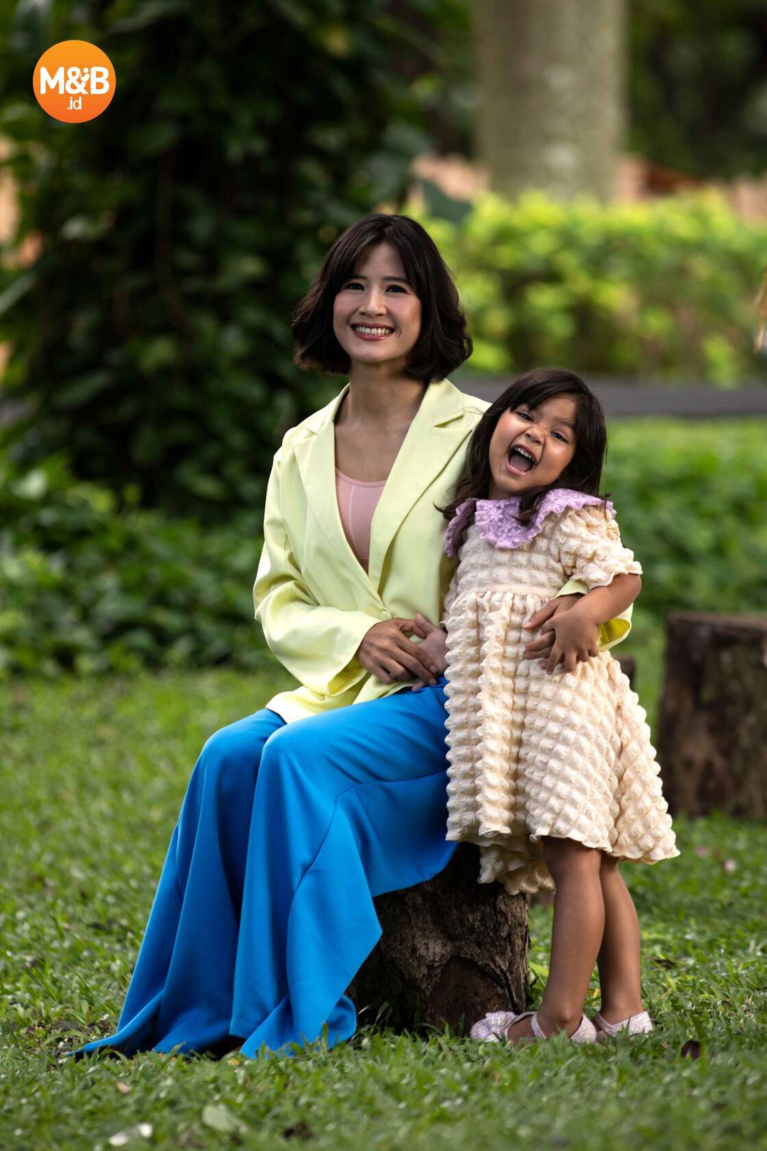 Adeline Windy bersama anaknya, Sora Gea