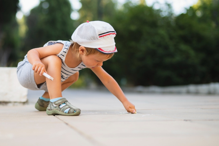 Berapa Ukuran Kaki Anak 3 Tahun yang Normal? Ini Panduannya