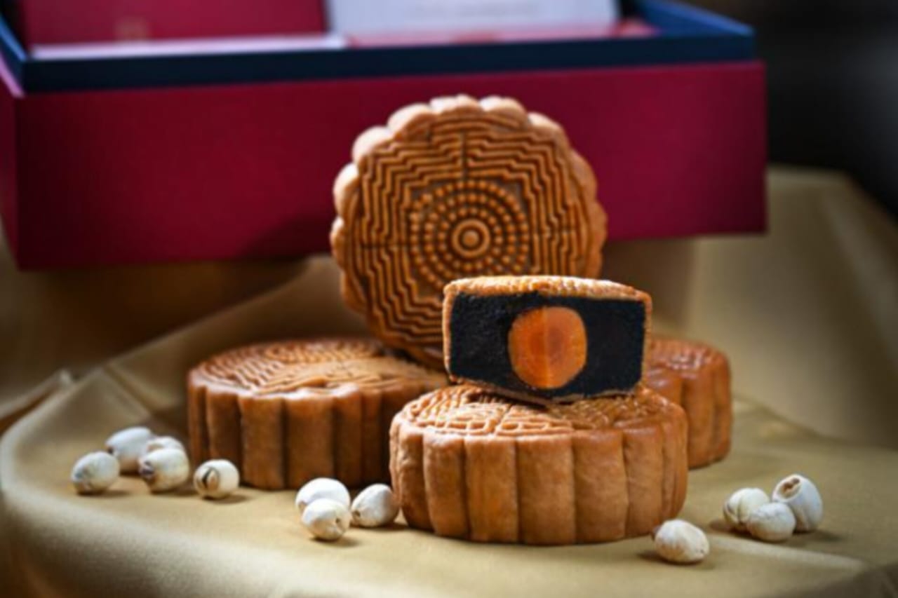 Rayakan Festival Musim Gugur, Hotel Borobudur Jakarta Hadirkan Ragam Mooncake