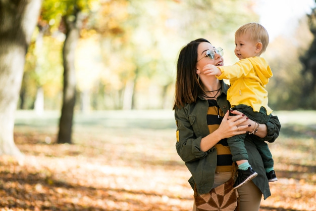 5 Tips Mengontrol Emosi Bayi